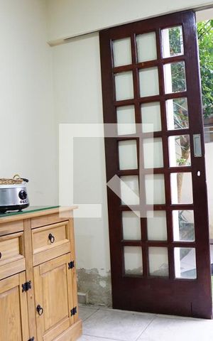 Casa à venda com 444m², 4 quartos e 6 vagasÁrea Externa