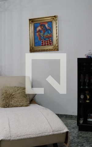 Casa à venda com 444m², 4 quartos e 6 vagasSala
