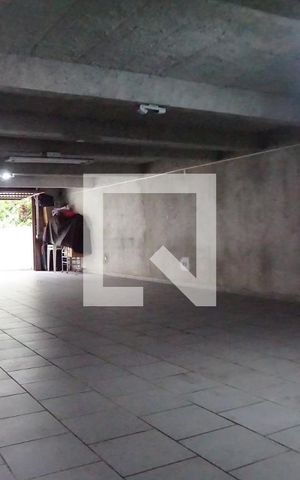Casa à venda com 444m², 4 quartos e 6 vagasGaragem