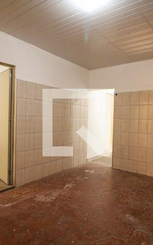 Casa à venda com 216m², 3 quartos e 2 vagas Casa à venda com 216m², 3 quartos e 2 vagasCasa 2 - Cozinha