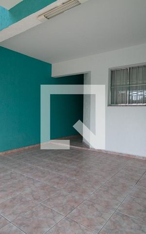 Casa à venda com 125m², 3 quartos e 2 vagas Casa à venda com 125m², 3 quartos e 2 vagasGaragem