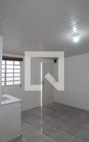 Casa para alugar com 25m², 1 quarto e sem vagaKitnet 