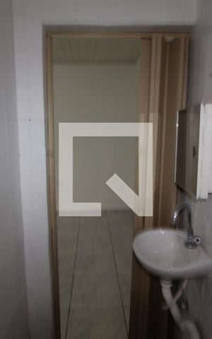 Casa para alugar com 25m², 1 quarto e sem vagaBanheiro