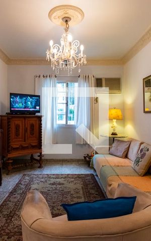 Casa à venda com 220m², 5 quartos e 1 vaga1o. Andar - Sala de estar