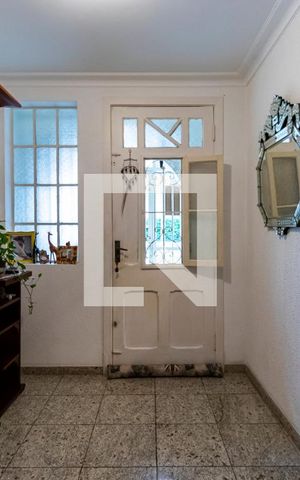 Casa à venda com 220m², 5 quartos e 1 vaga1o. Andar - Hall de entrada