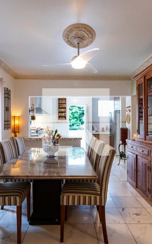 Casa à venda com 220m², 5 quartos e 1 vaga1o. Andar - Sala de jantar