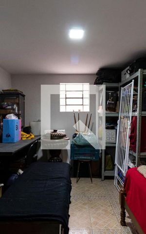 Casa à venda com 220m², 5 quartos e 1 vagaDepósito