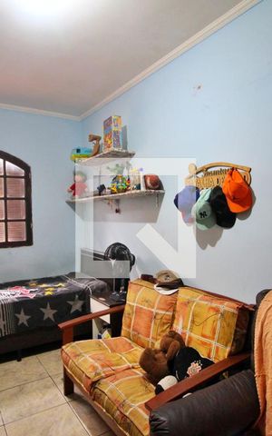 Casa à venda com 269m², 3 quartos e 4 vagasQuarto 2