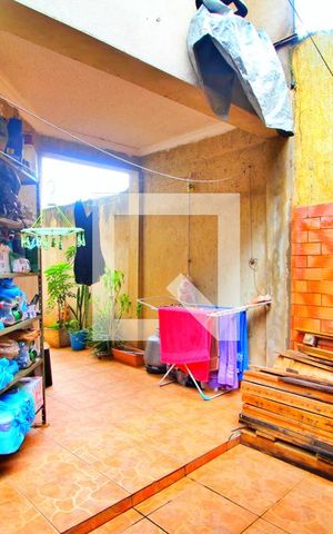Casa à venda com 269m², 3 quartos e 4 vagasQuintal