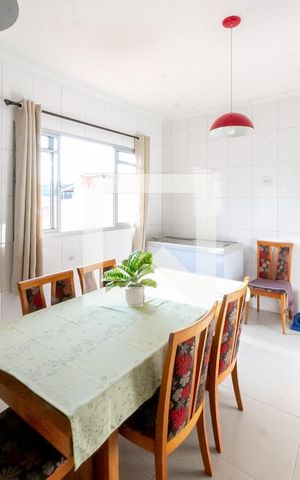 Casa à venda com 350m², 4 quartos e 2 vagasCopa
