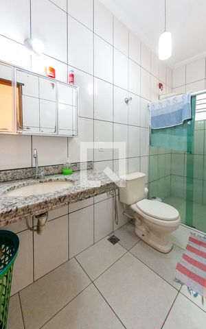 Casa à venda com 350m², 4 quartos e 2 vagasBanheiro Social
