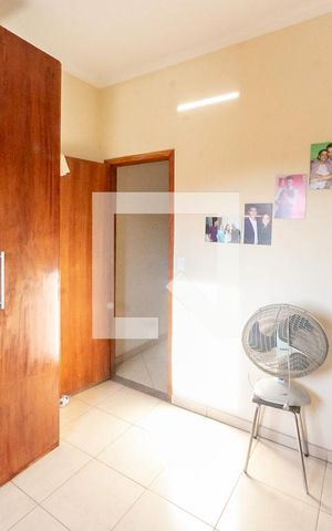 Casa à venda com 350m², 4 quartos e 2 vagasQuarto 3