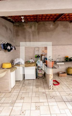 Casa à venda com 350m², 4 quartos e 2 vagasÁrea de Serviço
