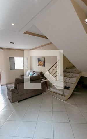 Casa à venda com 350m², 4 quartos e 2 vagasSala