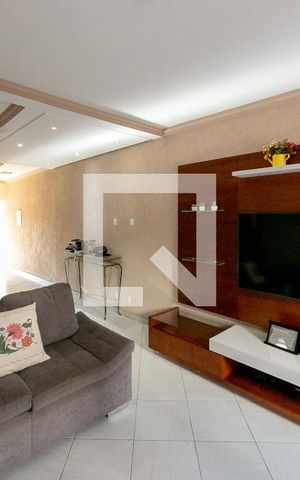Casa à venda com 350m², 4 quartos e 2 vagasSala