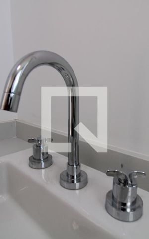 Apartamento à venda com 43m², 1 quarto e 1 vagaBanheiro