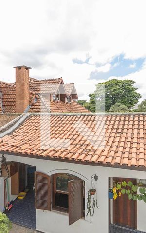 Casa à venda com 280m², 4 quartos e 4 vagas Casa à venda com 280m², 4 quartos e 4 vagasVista Quarto 2