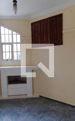 Casa à venda com 300m², 3 quartos e 2 vagas Casa à venda com 300m², 3 quartos e 2 vagasSala 02