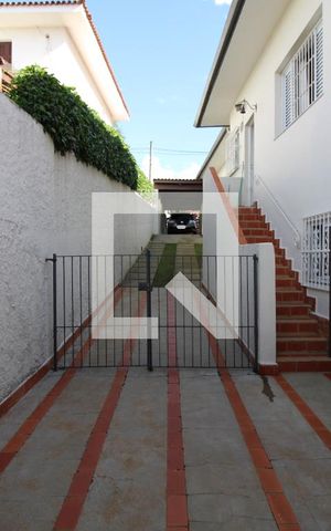 Casa à venda com 500m², 4 quartos e 8 vagasGaragem 