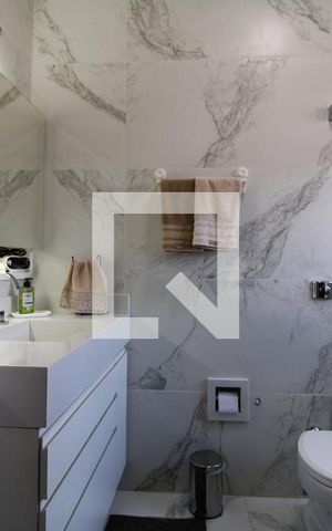 Casa à venda com 500m², 4 quartos e 8 vagasBanheiro da suíte 1