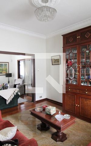 Casa à venda com 500m², 4 quartos e 8 vagasSala 2 