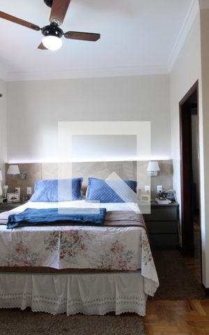 Casa à venda com 500m², 4 quartos e 8 vagasSuíte 1 