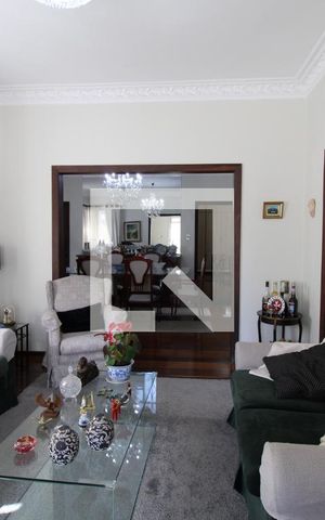Casa à venda com 500m², 4 quartos e 8 vagasSala 1 