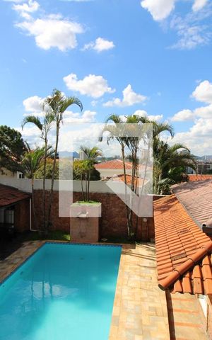 Casa à venda com 500m², 4 quartos e 8 vagasVista da suíte 2 
