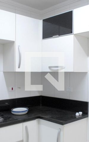 Casa à venda com 120m², 3 quartos e 2 vagasCozinha - Armários