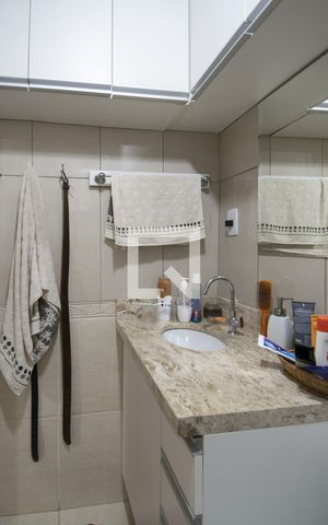 Apartamento à venda com 48m², 2 quartos e 1 vagaBanheiro Social