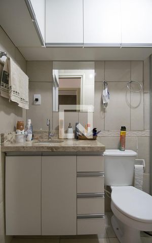 Apartamento à venda com 48m², 2 quartos e 1 vagaBanheiro Social