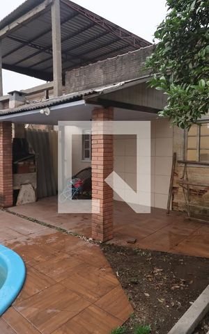 Casa à venda com 180m², 3 quartos e 2 vagasÁrea comum - Piscina