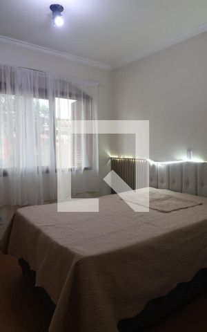 Casa à venda com 180m², 3 quartos e 2 vagasQuarto suíte 1