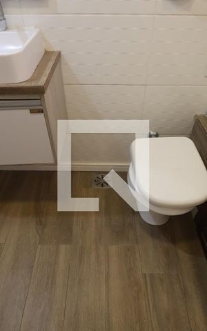 Casa à venda com 180m², 3 quartos e 2 vagasBanheiro suíte 2