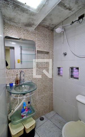 Casa para alugar com 50m², 1 quarto e sem vagaBanheiro da Suíte