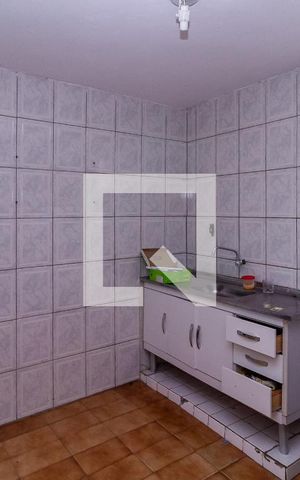 Casa à venda com 451m², 4 quartos e 1 vaga Casa à venda com 451m², 4 quartos e 1 vagaCozinha Casa 2