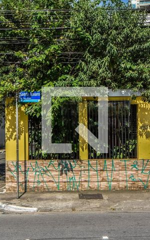 Casa à venda com 195m², 3 quartos e 2 vagasFachada