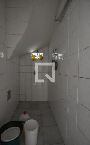 Casa à venda com 195m², 3 quartos e 2 vagasLavabo