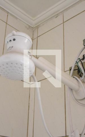 Casa à venda com 195m², 3 quartos e 2 vagasBanheiro