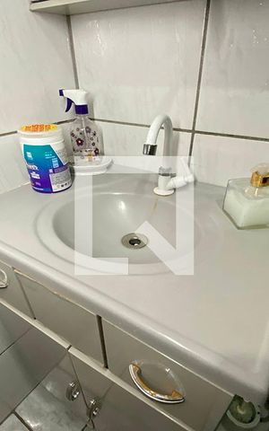 Casa à venda com 48m², 2 quartos e 1 vagaPia do Banheiro