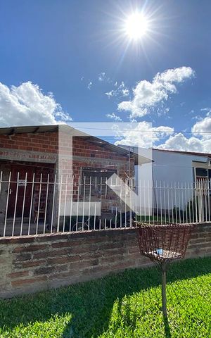 Casa à venda com 48m², 2 quartos e 1 vagaFachada