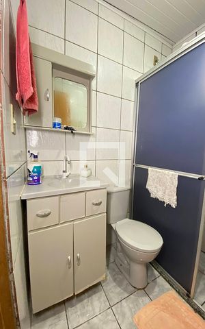 Casa à venda com 48m², 2 quartos e 1 vagaBanheiro