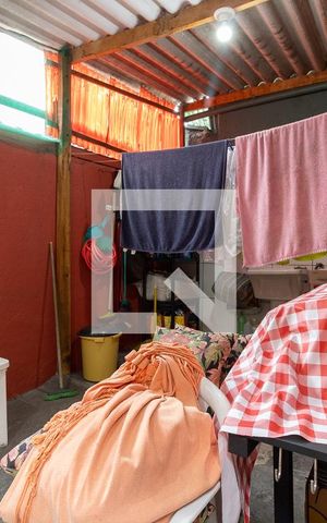 Casa à venda com 280m², 5 quartos e 2 vagas Casa à venda com 280m², 5 quartos e 2 vagasLavanderia Casa 3