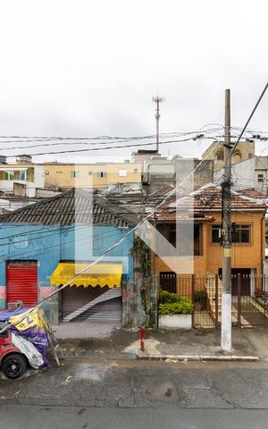 Casa à venda com 280m², 5 quartos e 2 vagas Casa à venda com 280m², 5 quartos e 2 vagasVista da Varanda Casa 1