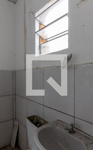 Studio para alugar com 50m², 1 quarto e sem vaga Studio para alugar com 50m², 1 quarto e sem vagaBanheiro