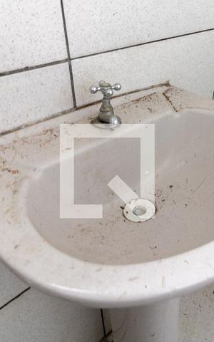 Studio para alugar com 50m², 1 quarto e sem vaga Studio para alugar com 50m², 1 quarto e sem vagaBanheiro