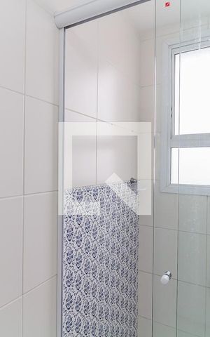 Studio para alugar com 46m², 1 quarto e 1 vaga Studio para alugar com 46m², 1 quarto e 1 vagaBanheiro
