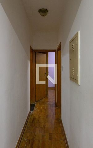 Apartamento para alugar com 106m², 3 quartos e sem vaga Apartamento para alugar com 106m², 3 quartos e sem vagaCorredor