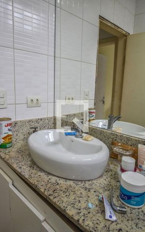 Casa à venda com 100m², 2 quartos e 1 vagaBanheiro