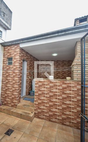 Casa à venda com 100m², 2 quartos e 1 vagaQuintal